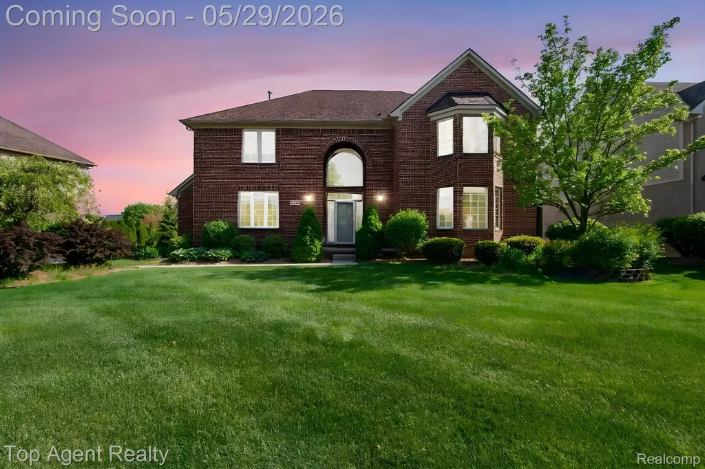 48869 Woodson Way Canton Charter Township MI 48187