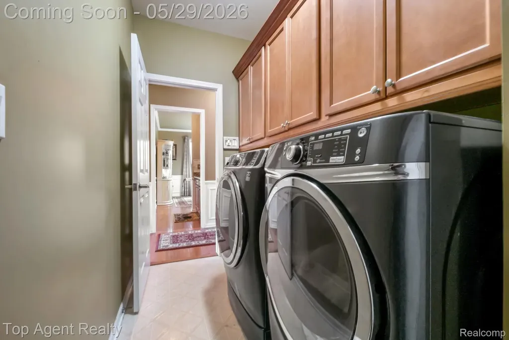 48869 Woodson Way Canton Charter Township MI 48187