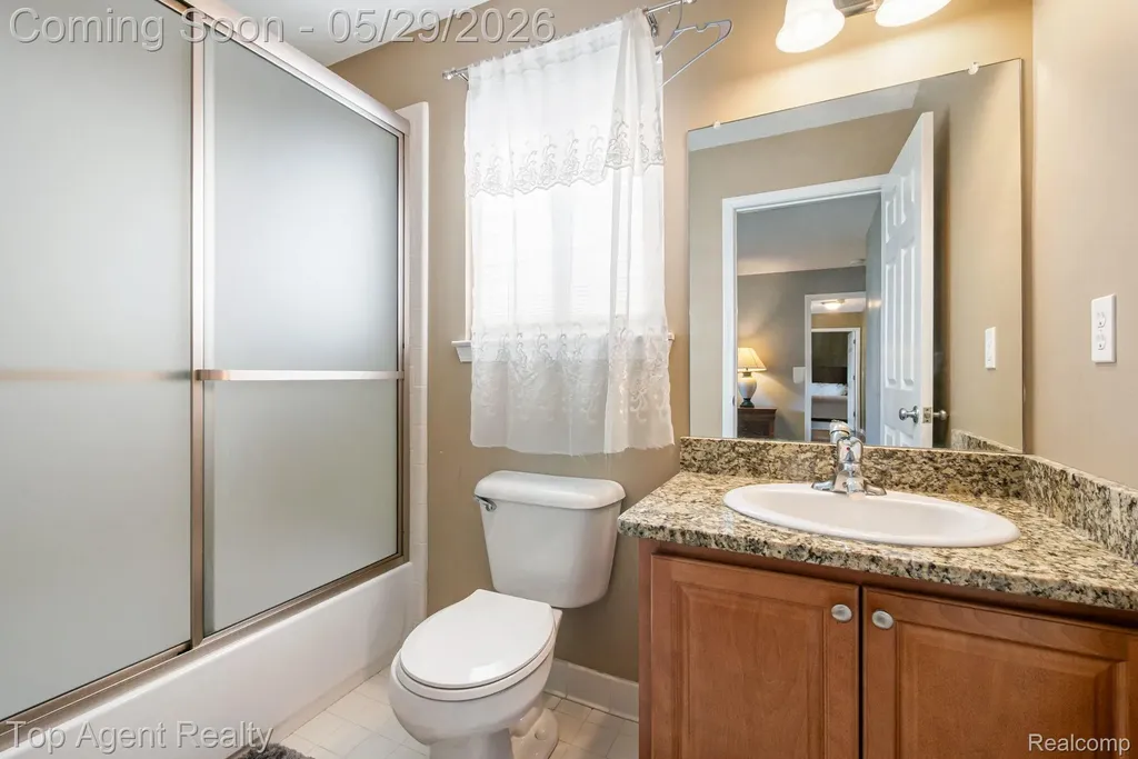 48869 Woodson Way Canton Charter Township MI 48187