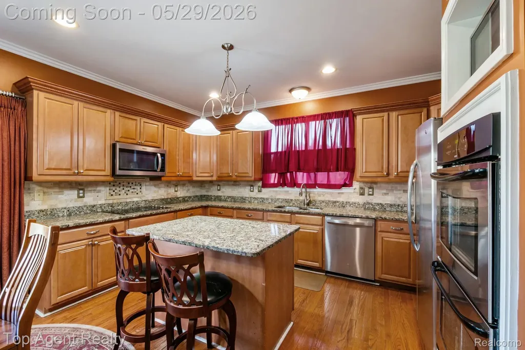 48869 Woodson Way Canton Charter Township MI 48187