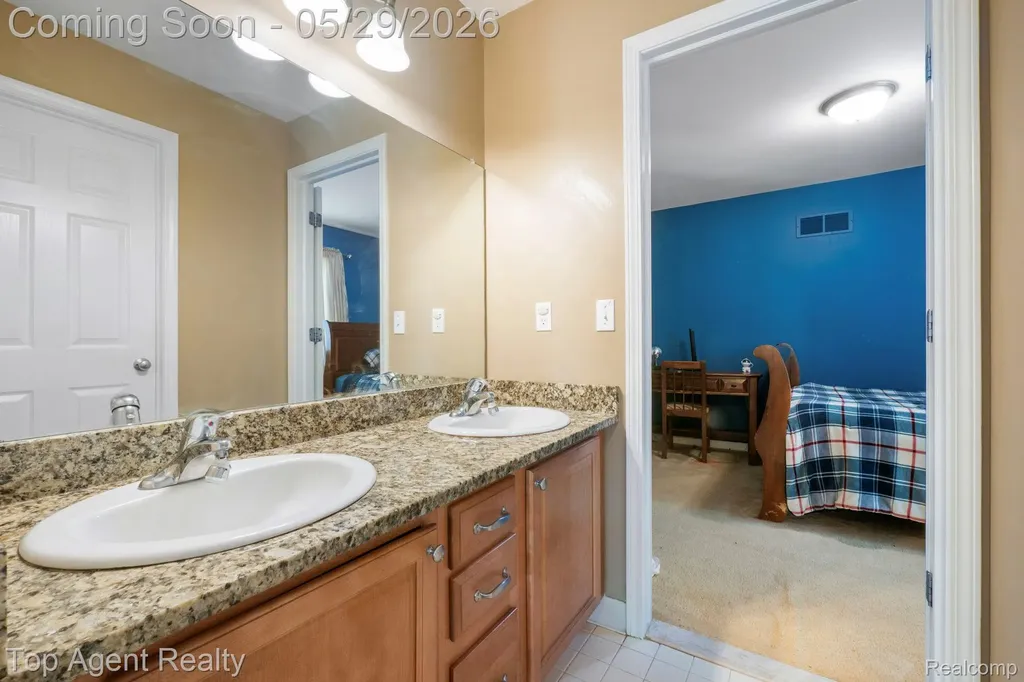 48869 Woodson Way Canton Charter Township MI 48187