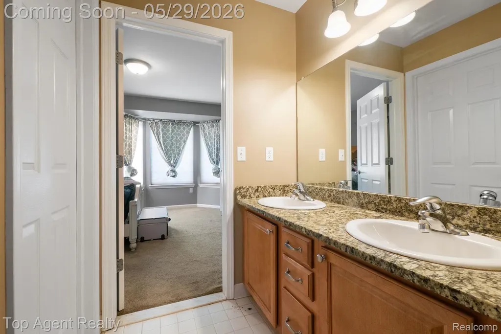 48869 Woodson Way Canton Charter Township MI 48187