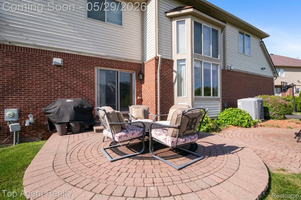 48869 Woodson Way Canton Charter Township MI 48187