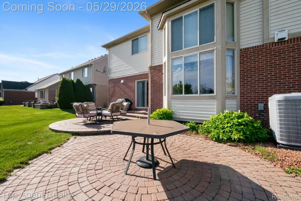 48869 Woodson Way Canton Charter Township MI 48187