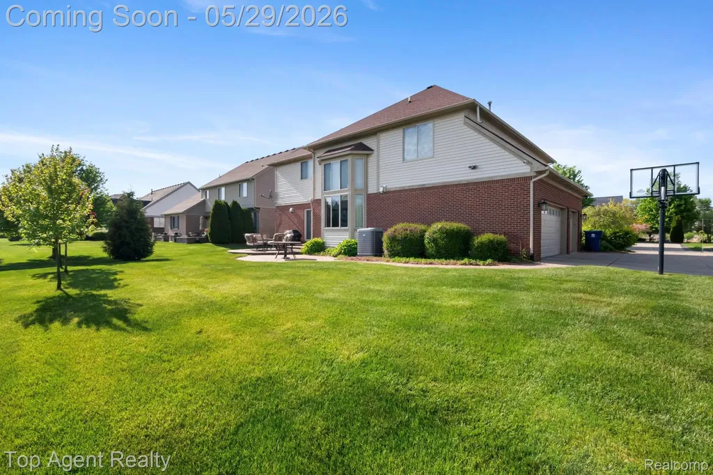 48869 Woodson Way Canton Charter Township MI 48187