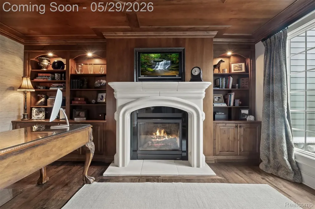 864 Pine Needle Trail Oakland Charter Township MI 48306