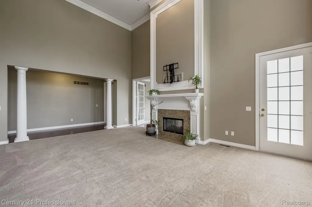 6410 Enclave Drive Independence Charter Township MI 48348