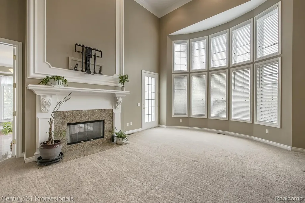6410 Enclave Drive Independence Charter Township MI 48348