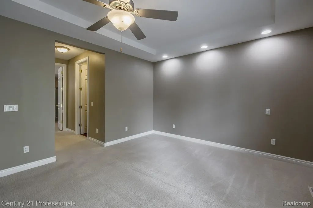 6410 Enclave Drive Independence Charter Township MI 48348
