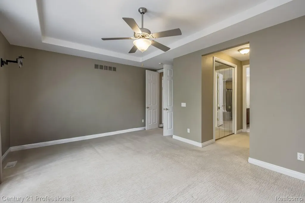 6410 Enclave Drive Independence Charter Township MI 48348