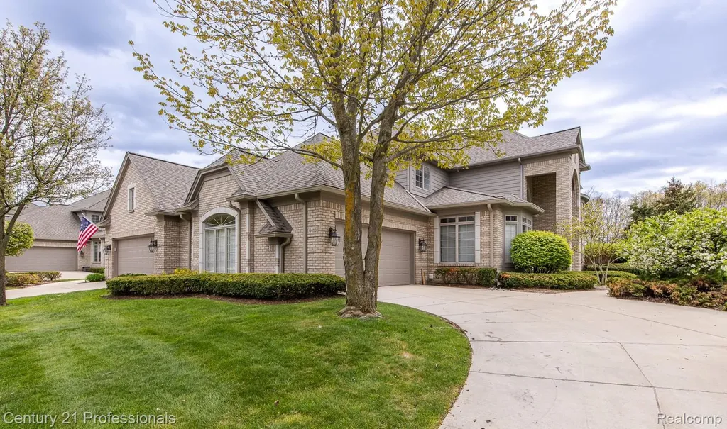 6410 Enclave Drive Independence Charter Township MI 48348