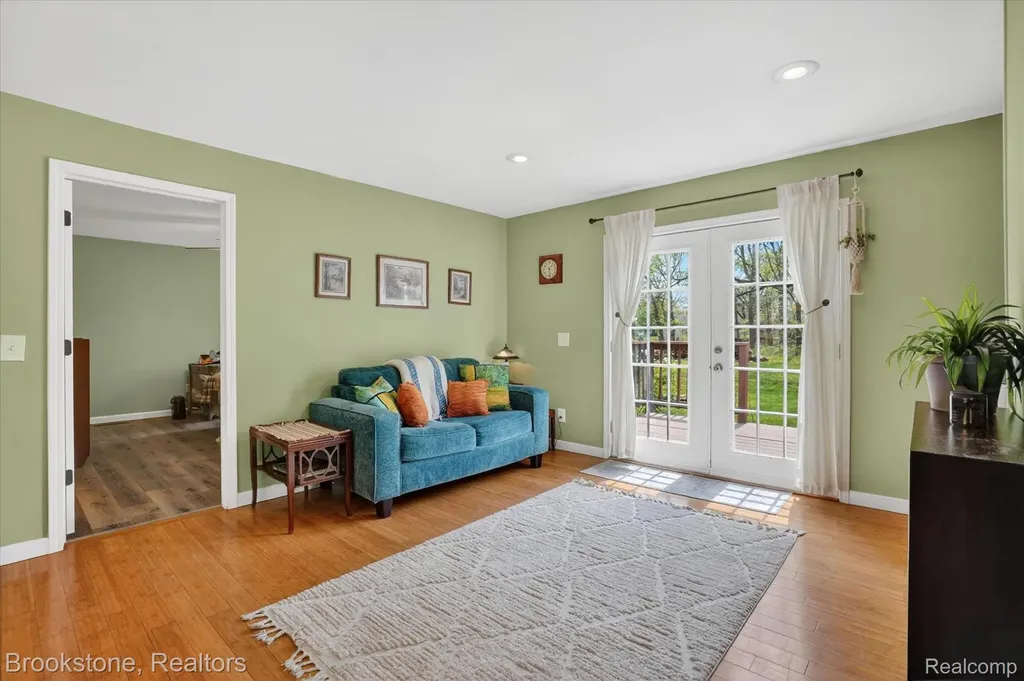 1331 Wolf Court East Lansing City MI 48823