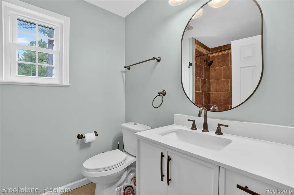 1331 Wolf Court East Lansing City MI 48823