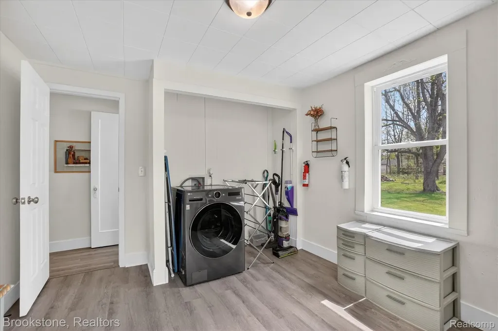 1331 Wolf Court East Lansing City MI 48823