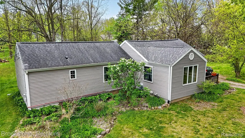 1331 Wolf Court East Lansing City MI 48823