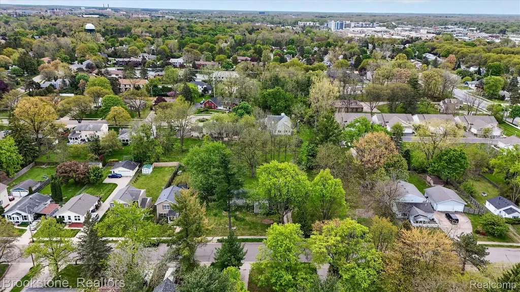 1331 Wolf Court East Lansing City MI 48823