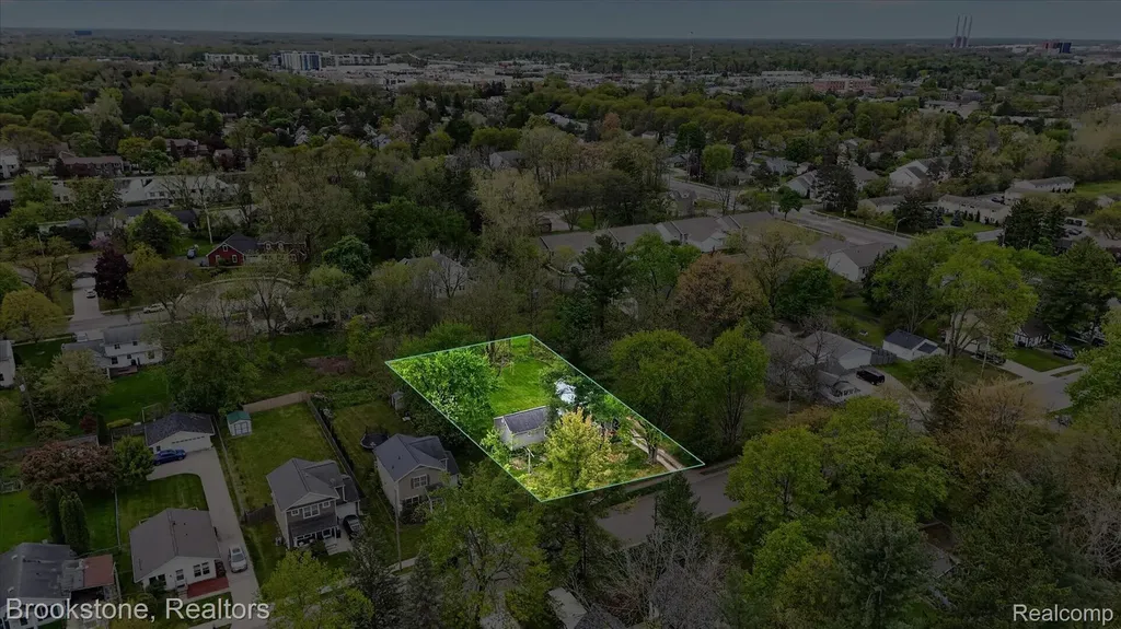 1331 Wolf Court East Lansing City MI 48823