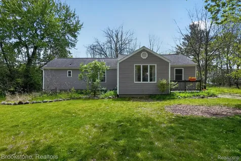 1331 Wolf Court East Lansing City MI 48823