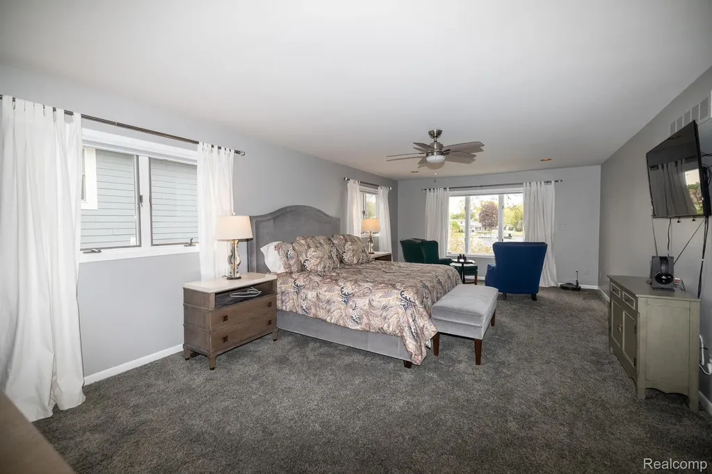 625 Island Drive White Lake Charter Township MI 48386