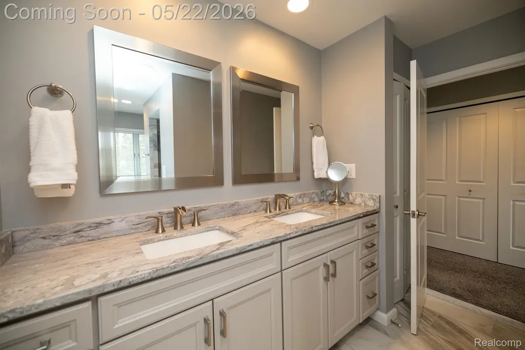 625 Island Drive White Lake Charter Township MI 48386