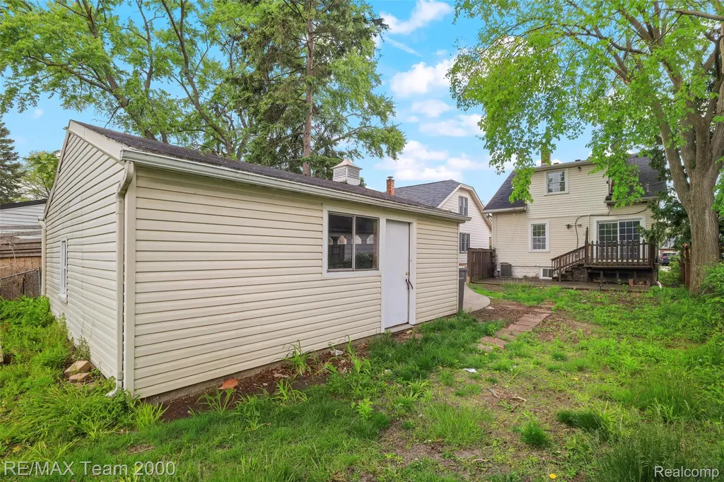 24903 Dunning Street Dearborn City MI 48124