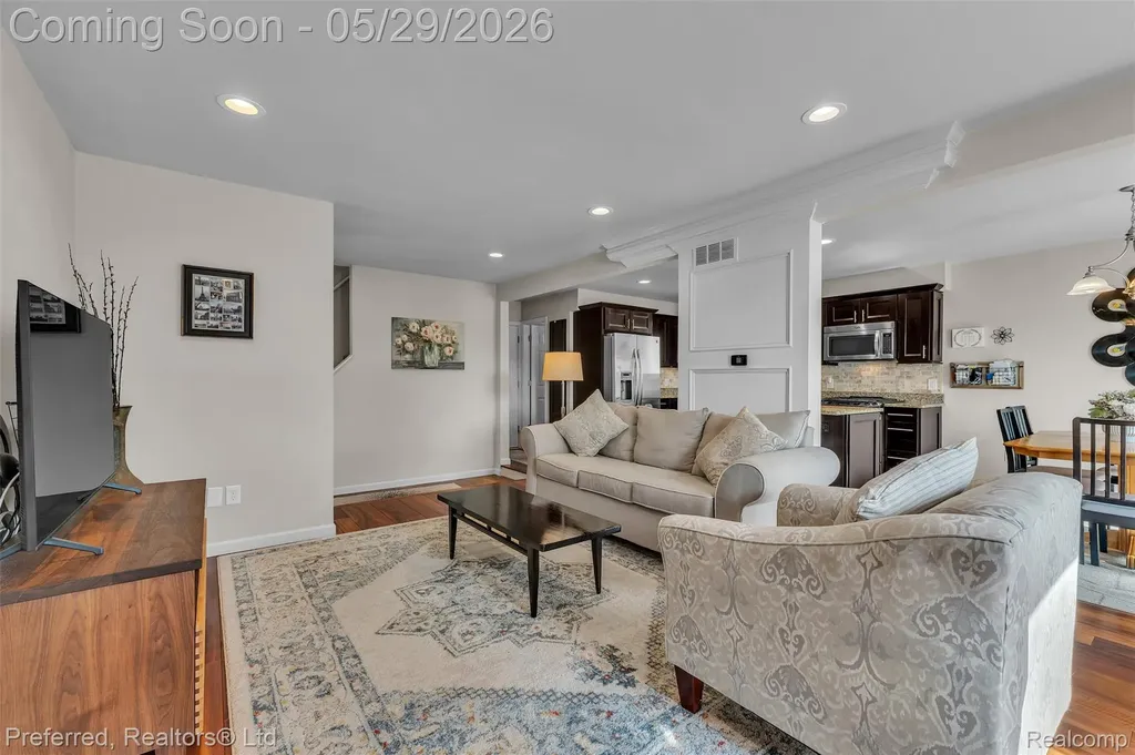 3812 Maiden Street Waterford Charter Township MI 48329