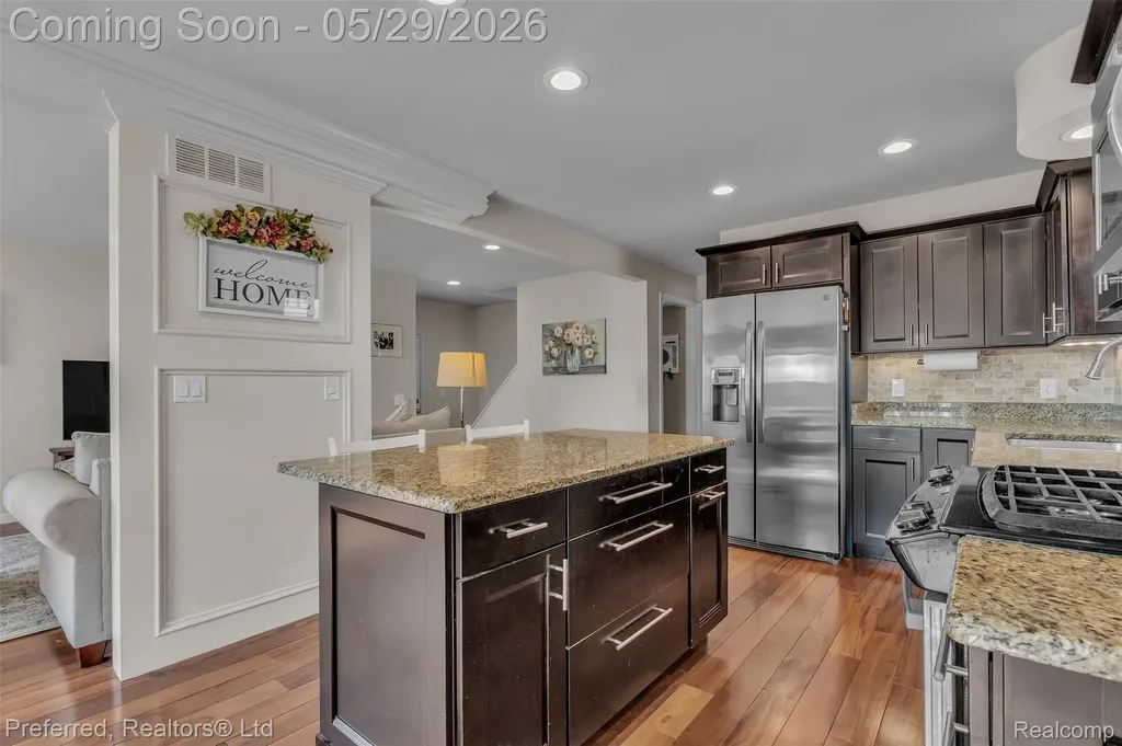 3812 Maiden Street Waterford Charter Township MI 48329
