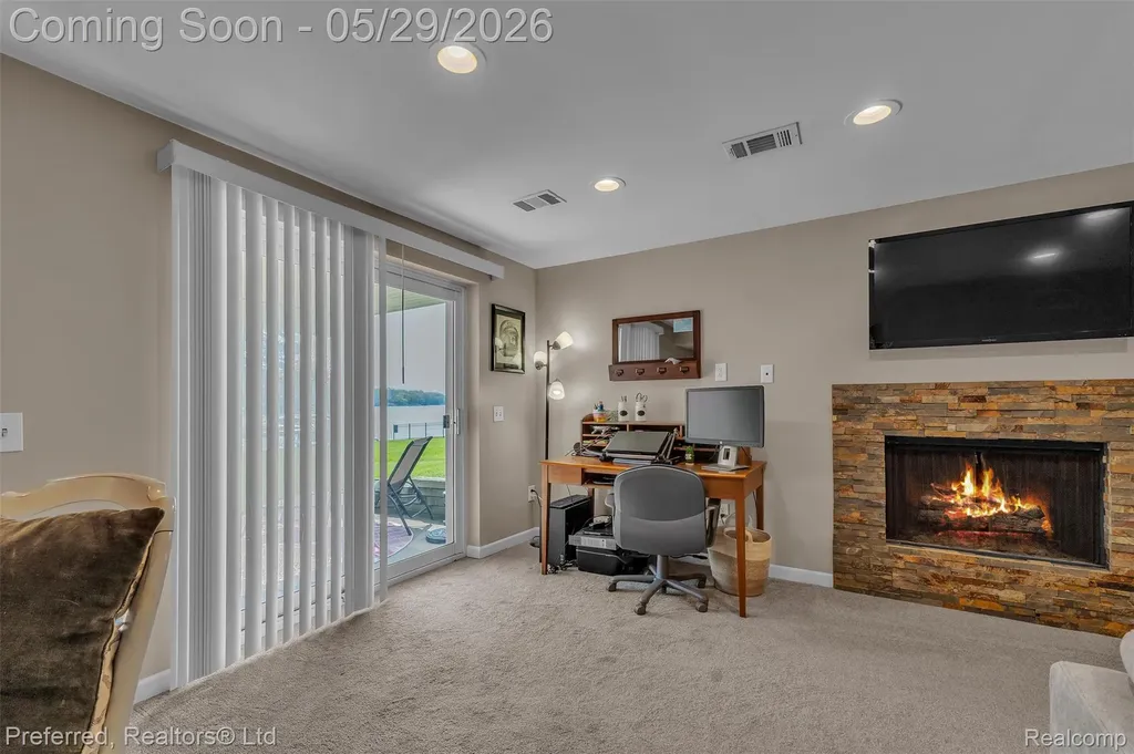 3812 Maiden Street Waterford Charter Township MI 48329