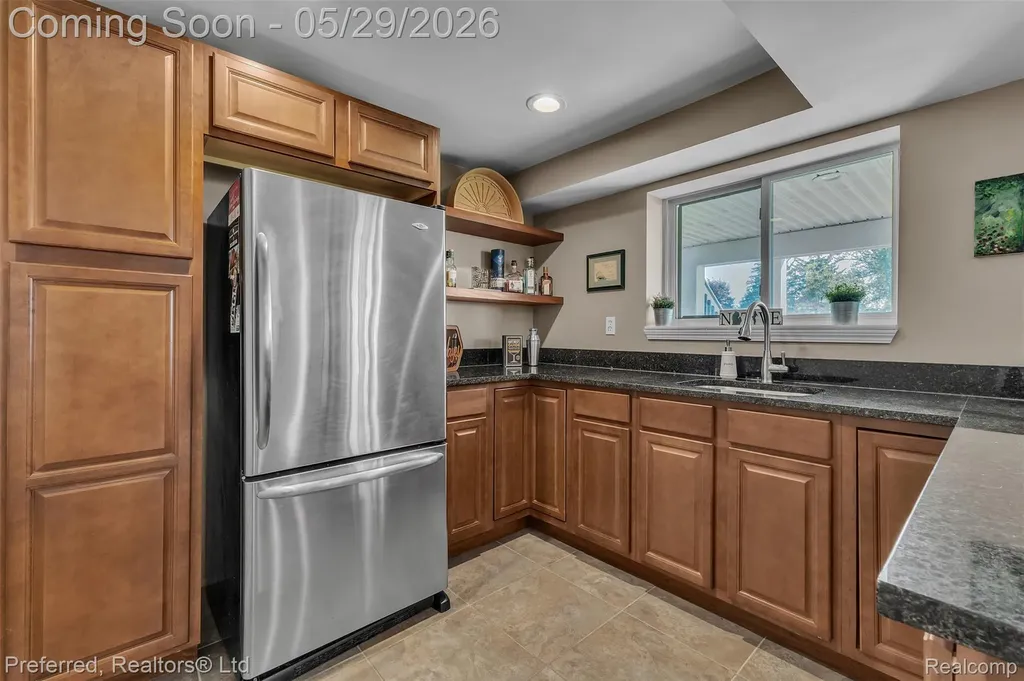 3812 Maiden Street Waterford Charter Township MI 48329