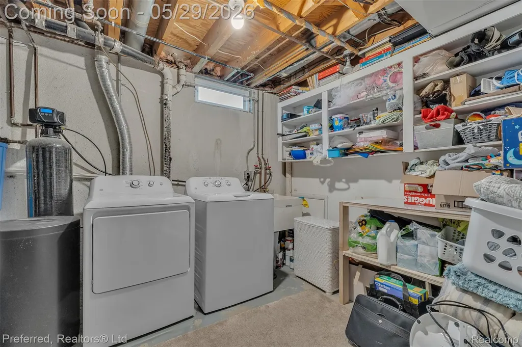 3812 Maiden Street Waterford Charter Township MI 48329