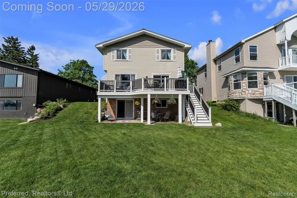 3812 Maiden Street Waterford Charter Township MI 48329