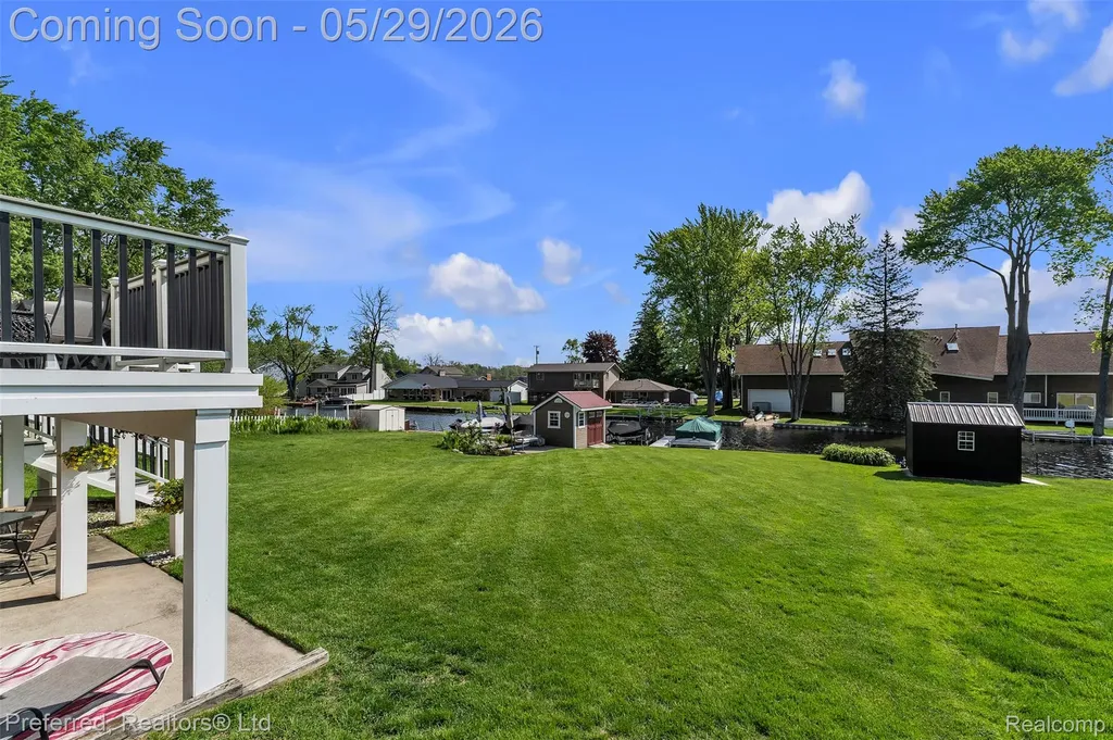 3812 Maiden Street Waterford Charter Township MI 48329