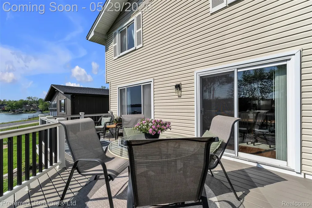 3812 Maiden Street Waterford Charter Township MI 48329