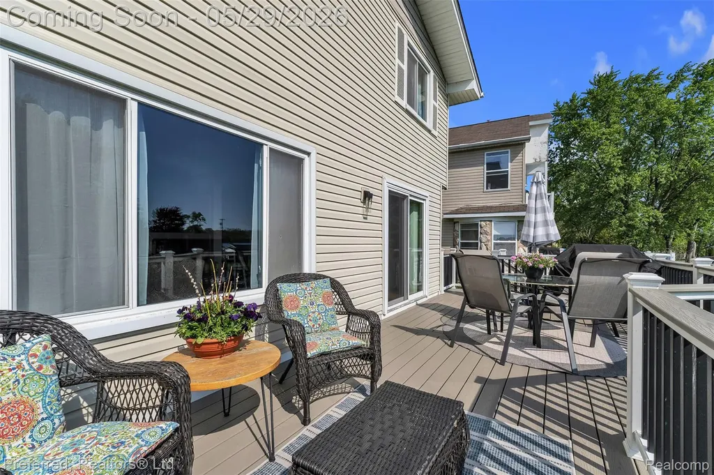 3812 Maiden Street Waterford Charter Township MI 48329