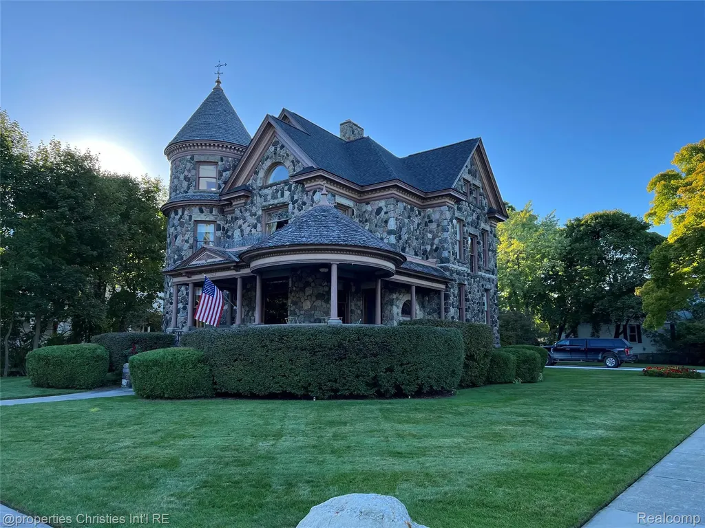 303 S State Avenue Alpena City MI 49707