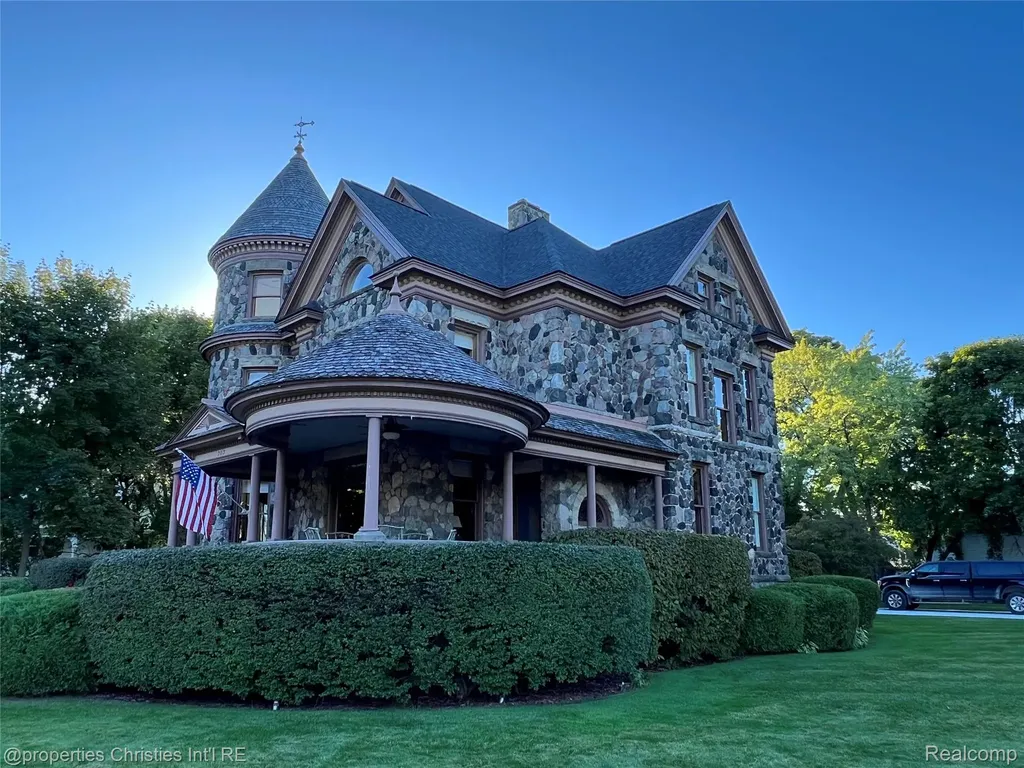 303 S State Avenue Alpena City MI 49707
