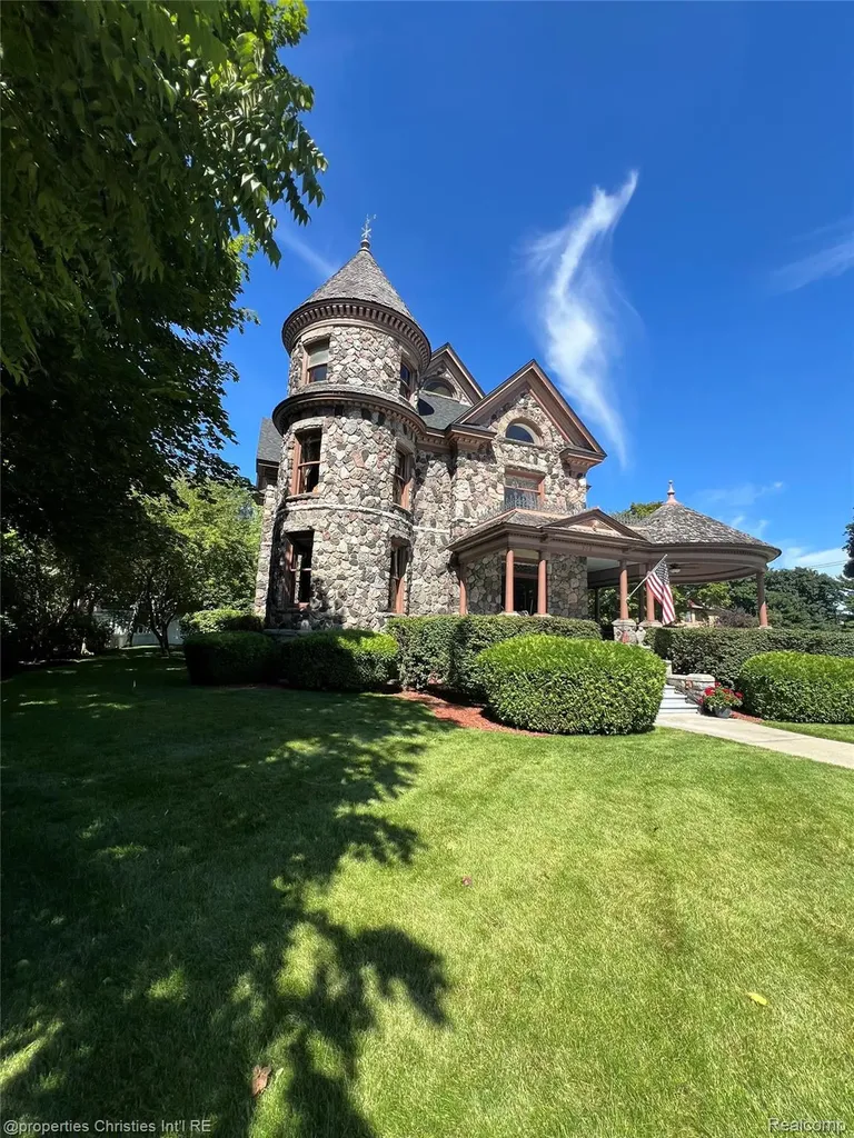 303 S State Avenue Alpena City MI 49707