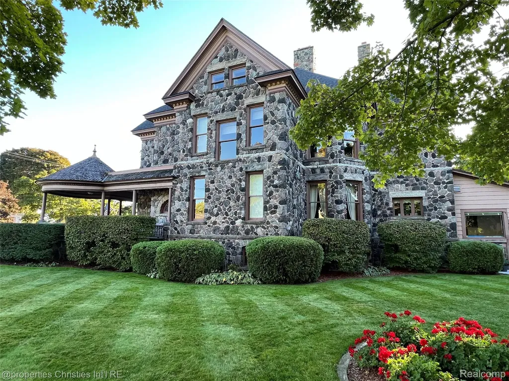 303 S State Avenue Alpena City MI 49707