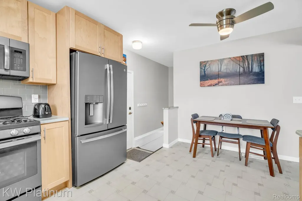 38215 Maple Forest Boulevard E Harrison Charter Township MI 48045