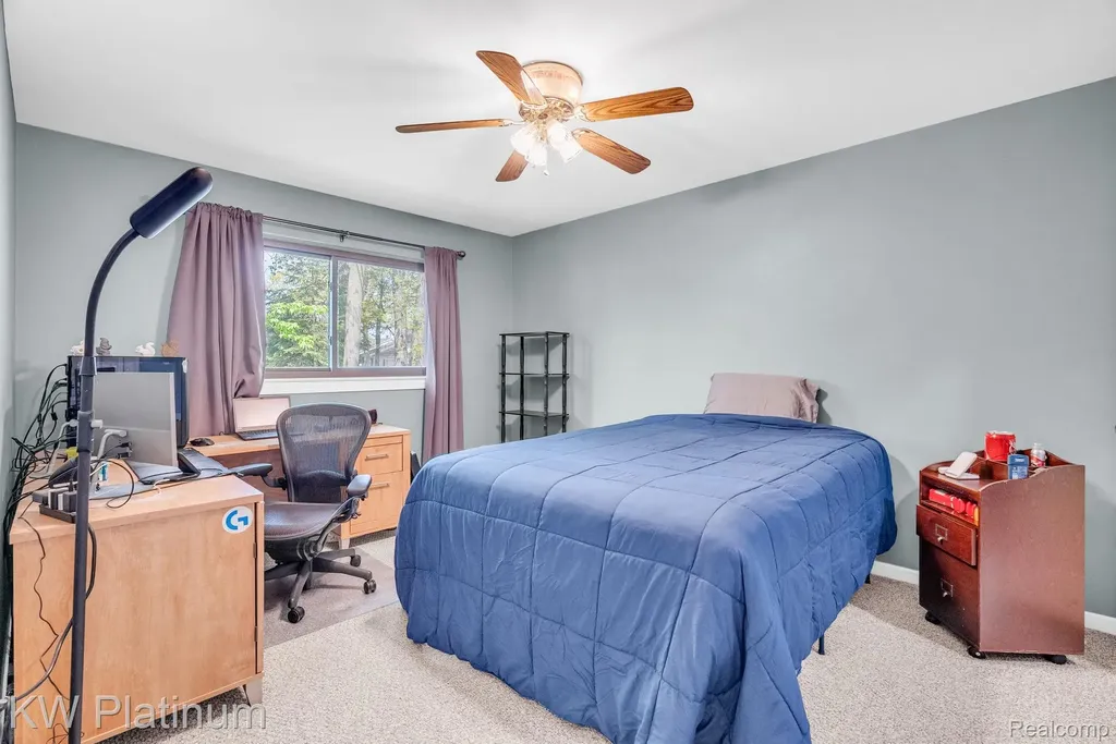 38215 Maple Forest Boulevard E Harrison Charter Township MI 48045