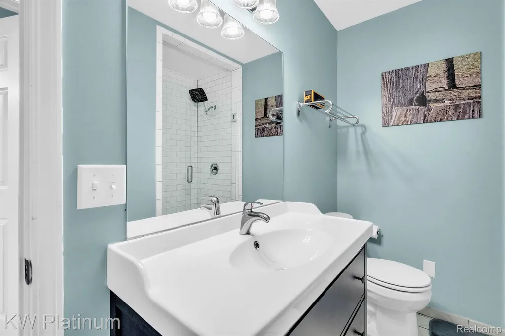 38215 Maple Forest Boulevard E Harrison Charter Township MI 48045