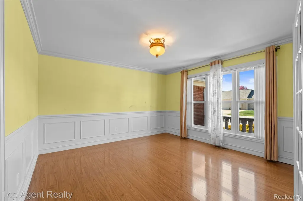 53260 Villa Rosa Drive Macomb Township MI 48042