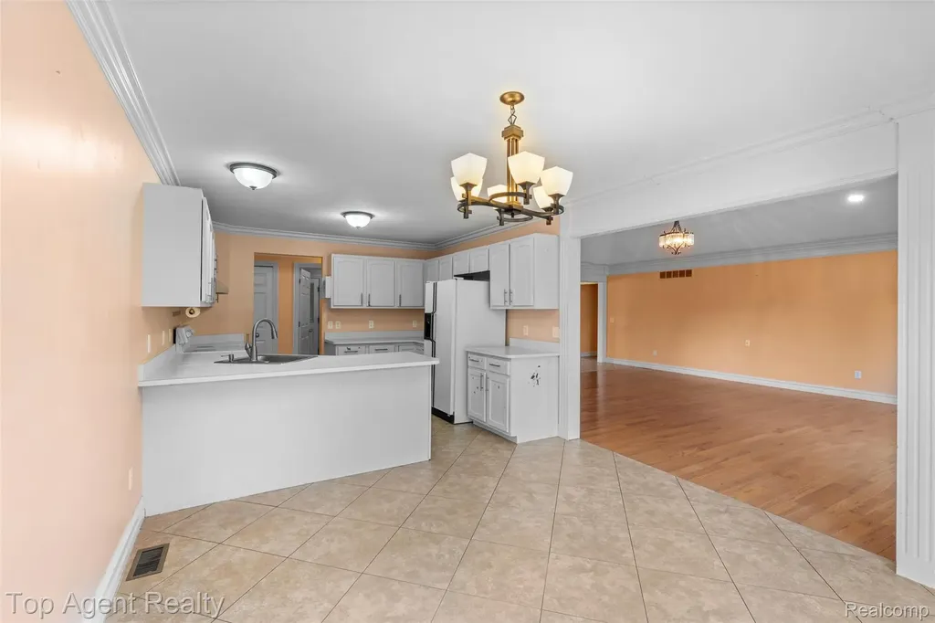 53260 Villa Rosa Drive Macomb Township MI 48042