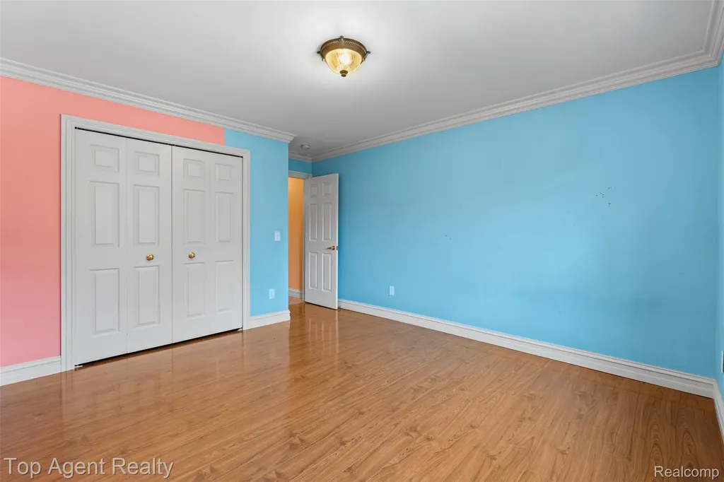 53260 Villa Rosa Drive Macomb Township MI 48042