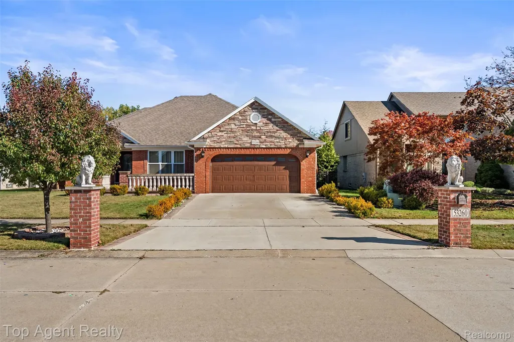 53260 Villa Rosa Drive Macomb Township MI 48042
