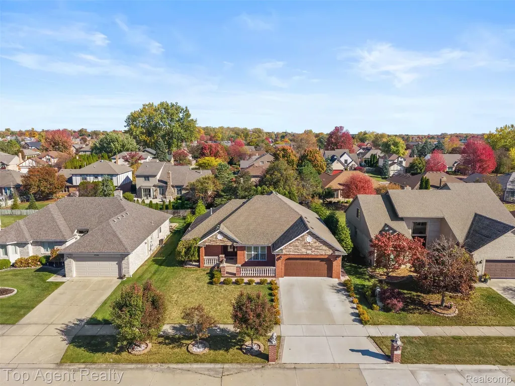 53260 Villa Rosa Drive Macomb Township MI 48042