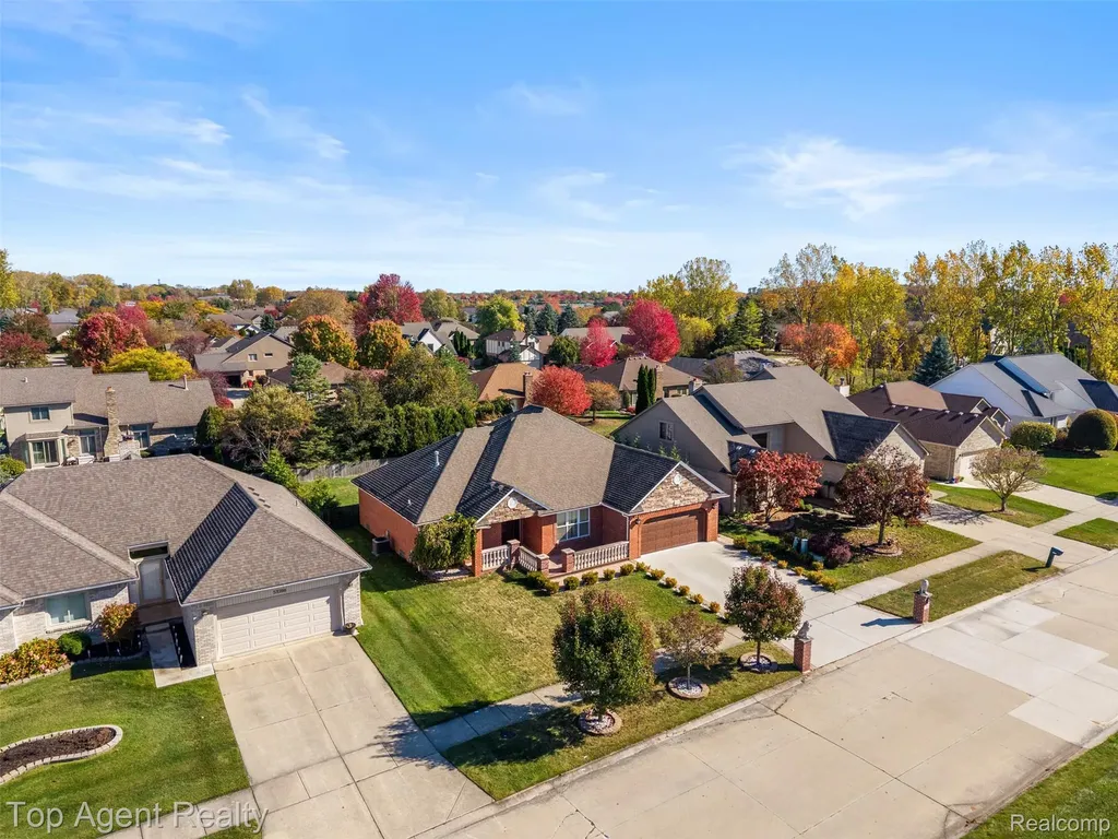 53260 Villa Rosa Drive Macomb Township MI 48042
