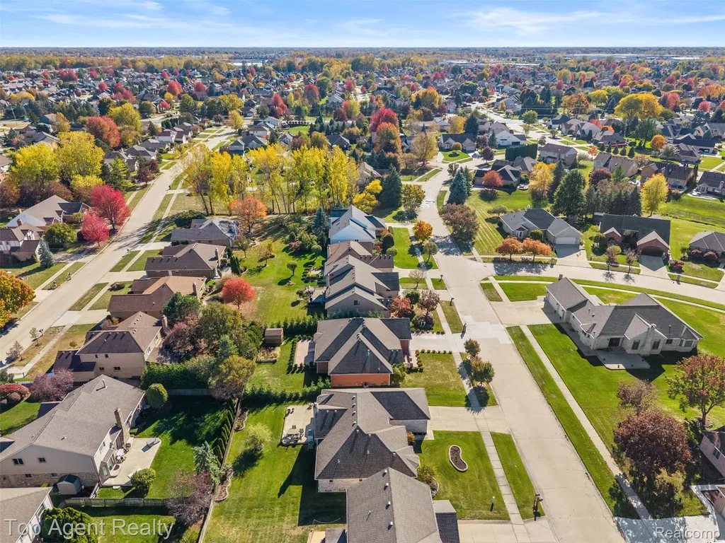 53260 Villa Rosa Drive Macomb Township MI 48042