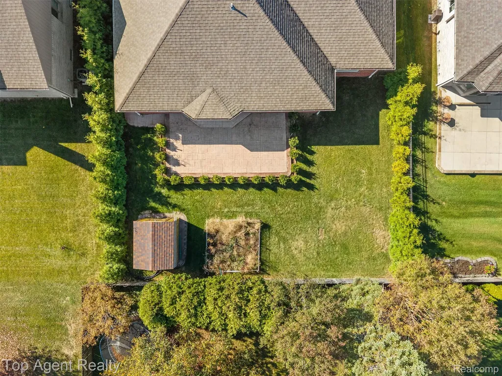 53260 Villa Rosa Drive Macomb Township MI 48042