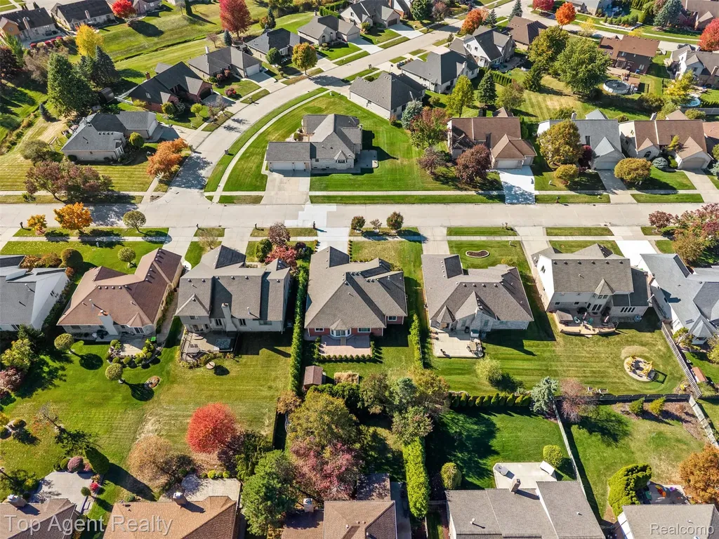 53260 Villa Rosa Drive Macomb Township MI 48042